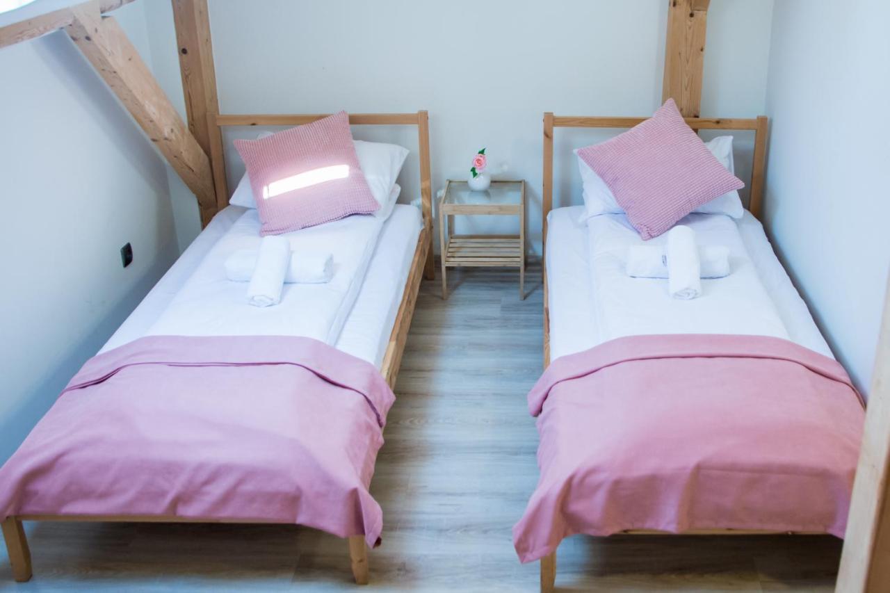 Harmony Hostel Затор Экстерьер фото